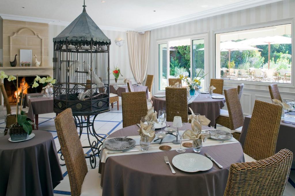 Logis Auberge Du Centre Chitenay المظهر الخارجي الصورة